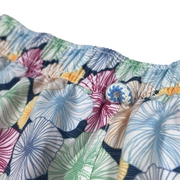 JOHNNIE-O West Coast Prep Nevis Floral Swim Trunks Board Shorts 8" Inseam Size L - Picture 7 of 16